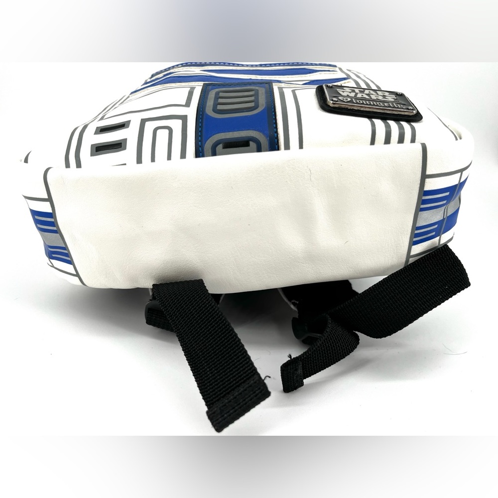 Loungefly R2-D2 backpack - Picture 5 of 8